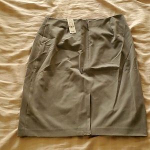 NY & Co Light Grey skirt size 6